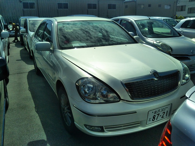 Автомобиль TOYOTA BREVIS JCG10 1JZFSE 2005 года в разбор