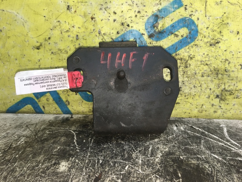 Подушка двигателя ELF NKR66E 4HF1