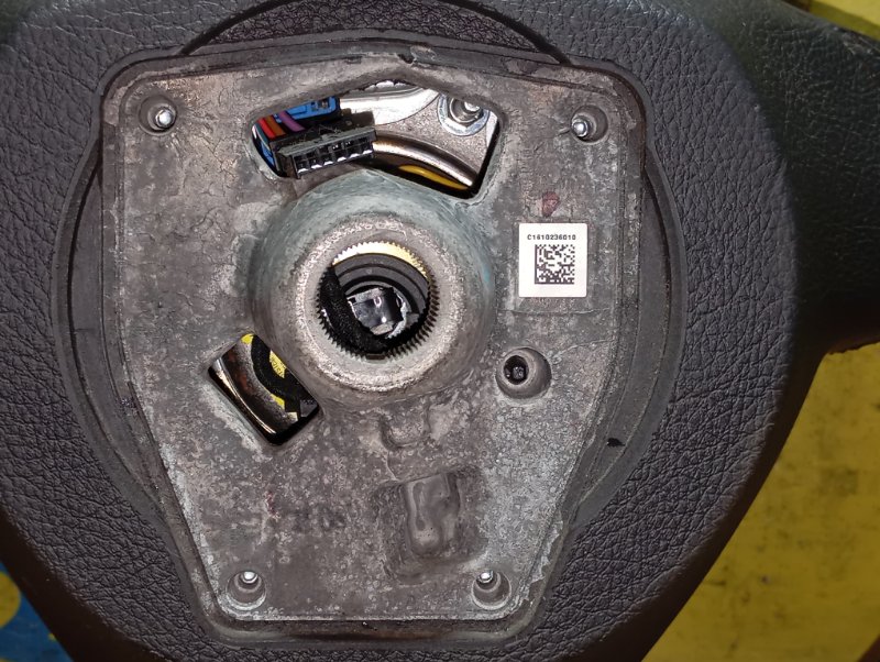 Руль 5 SERIES F10 N52B30AF Руль 5 SERIES F10 N52B30AF