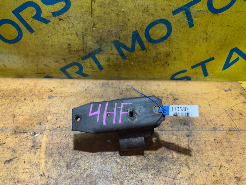 Подушка двигателя правая ISUZU ELF NKR66E 4HF1 контрактная