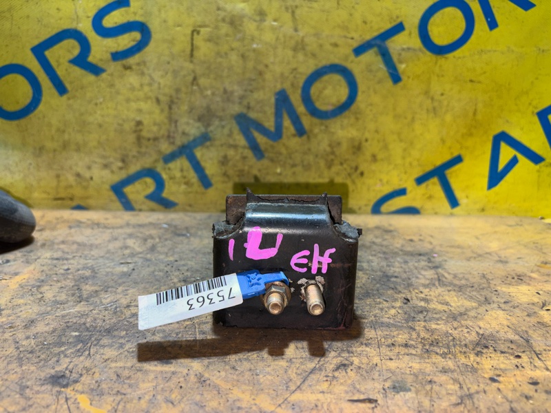 Подушка двигателя левая ELF NHR69E 4JG2 Подушка двигателя левая ELF NHR69E 4JG2