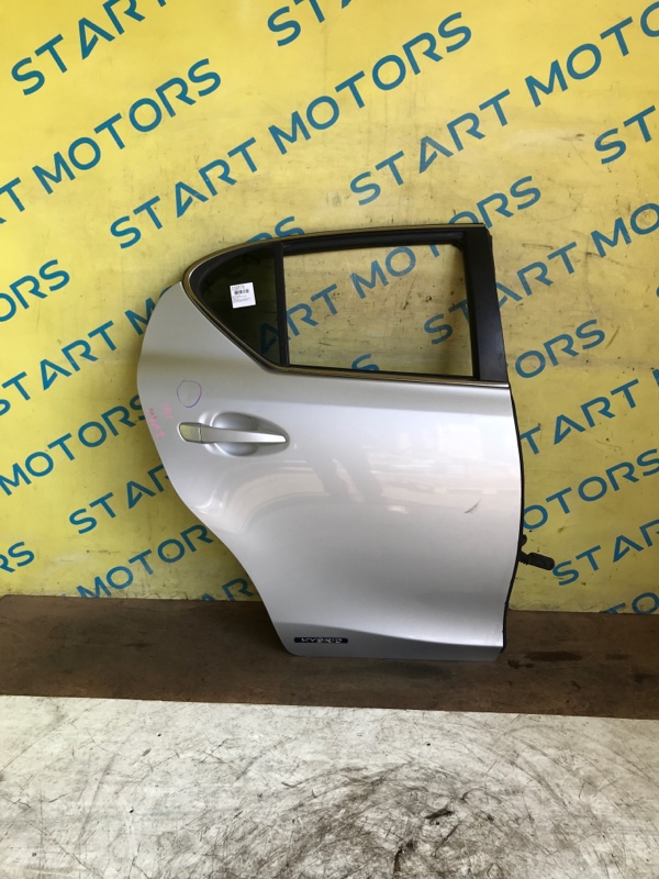 Дверь задняя правая LEXUS CT200H ZWA10 2AZFXE контрактная