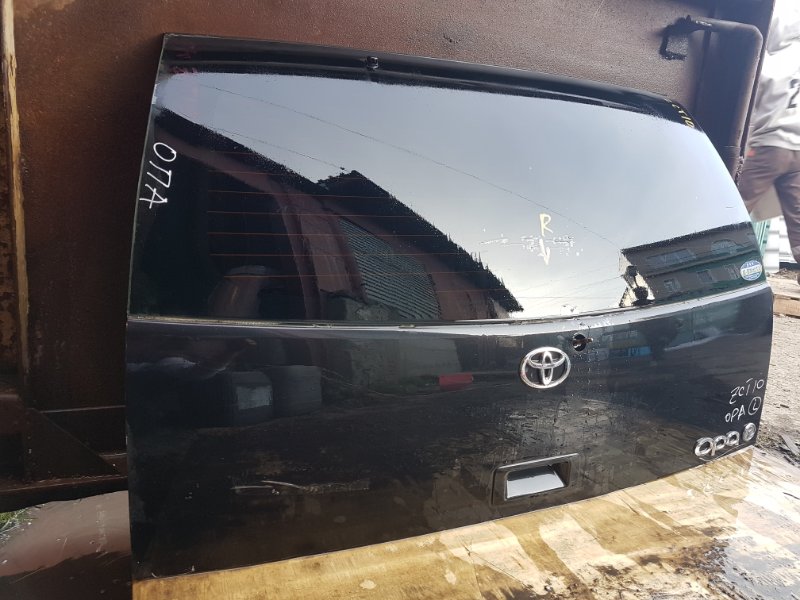 Дверь багажника Toyota Opa ZCT10 (б/у)
