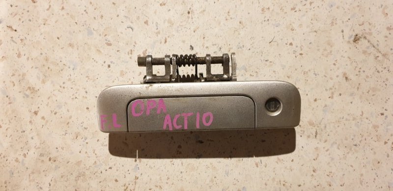 Ручка двери Toyota Opa ACT10 передняя левая (б/у)