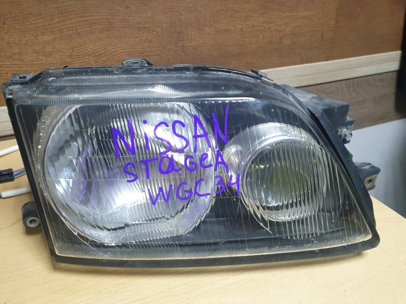 Фара Nissan Stagea WGC34 передняя правая (б/у)
