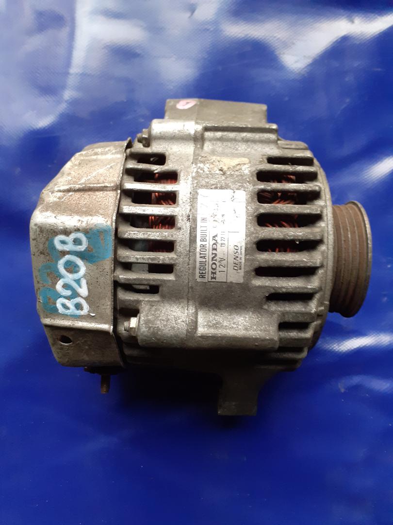 Генератор Honda B20B (б/у) Генератор Honda B20B (б/у)