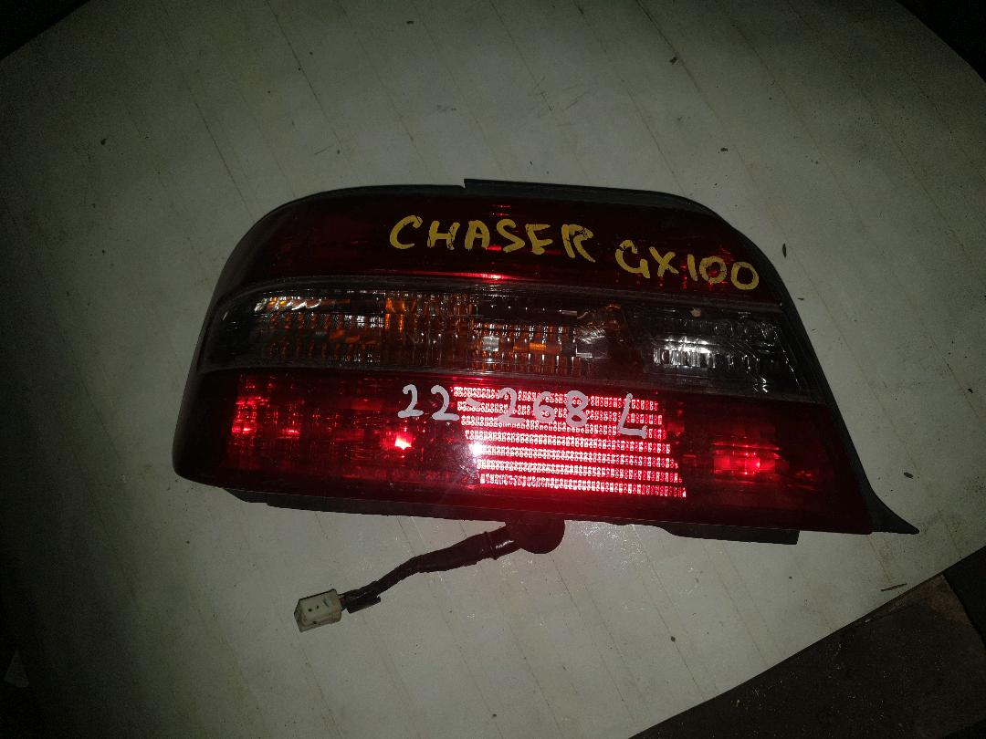 Стоп-сигнал Toyota Chaser GX100 левый (б/у)
