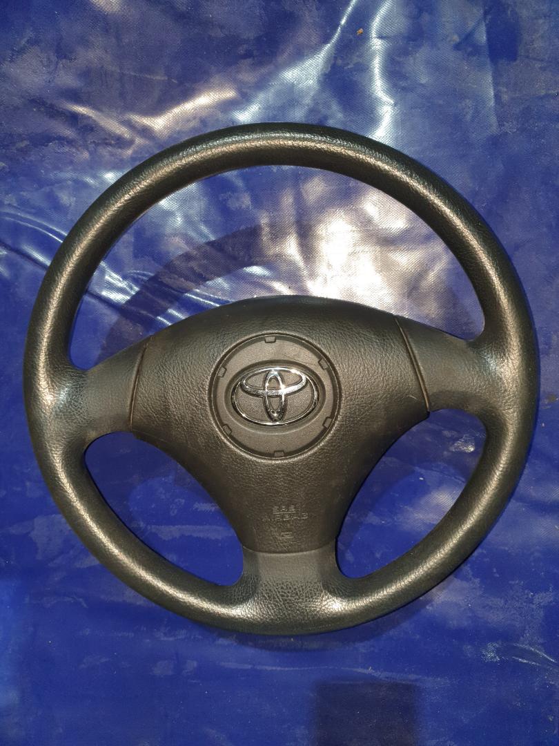 Руль с airbag Toyota Corolla Fielder NZE121 (б/у)