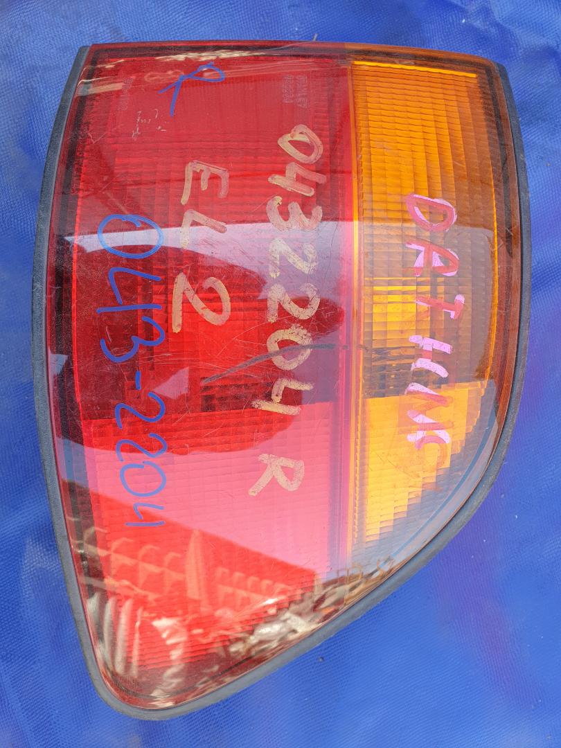 Стоп-сигнал Honda Orthia EL1 задний правый (б/у)