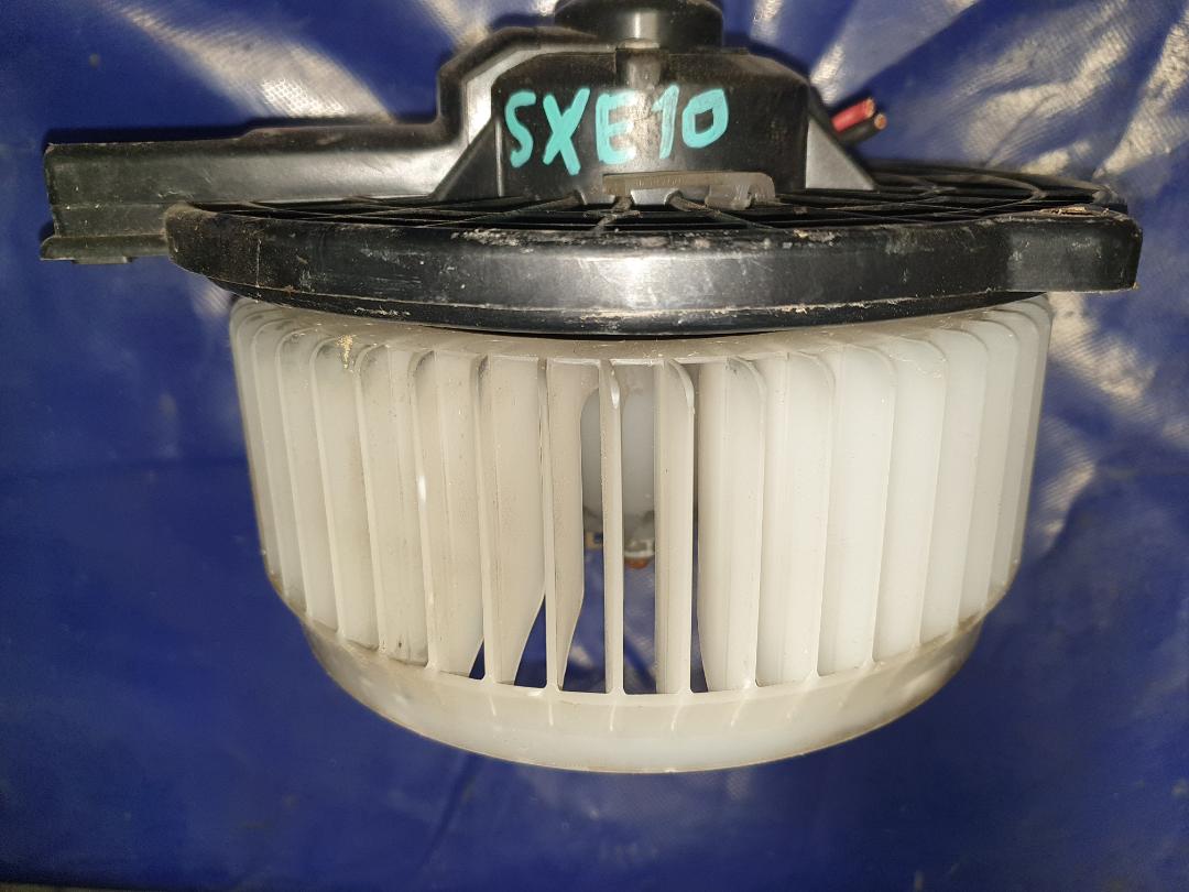 Мотор печки Honda Altezza SXE10 (б/у)