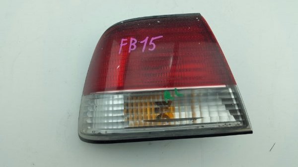 Стоп-сигнал Nissan Sunny FB15 левый (б/у)