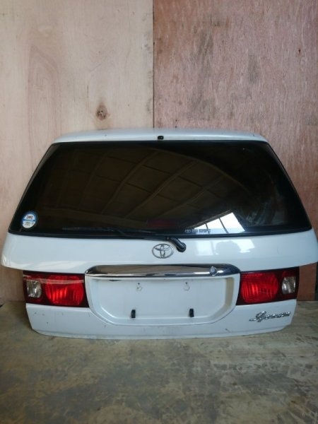 Дверь багажника Toyota Ipsum SXM10 (б/у)