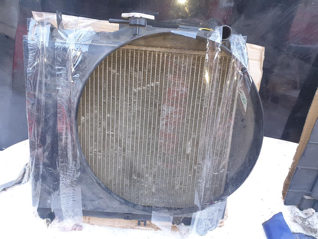Радиатор двс Suzuki Jimny JB33W G13B (б/у)