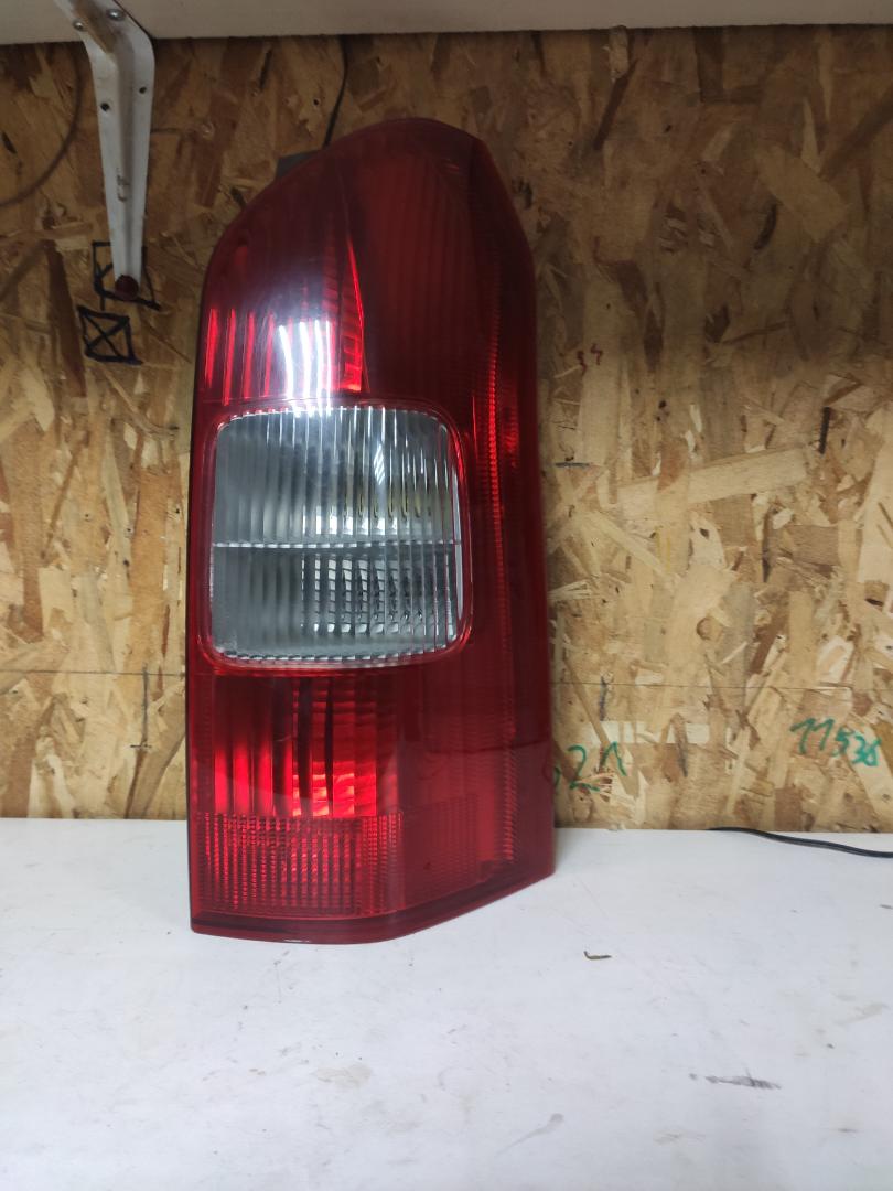 Стоп-сигнал Toyota Probox NCP55 (б/у)