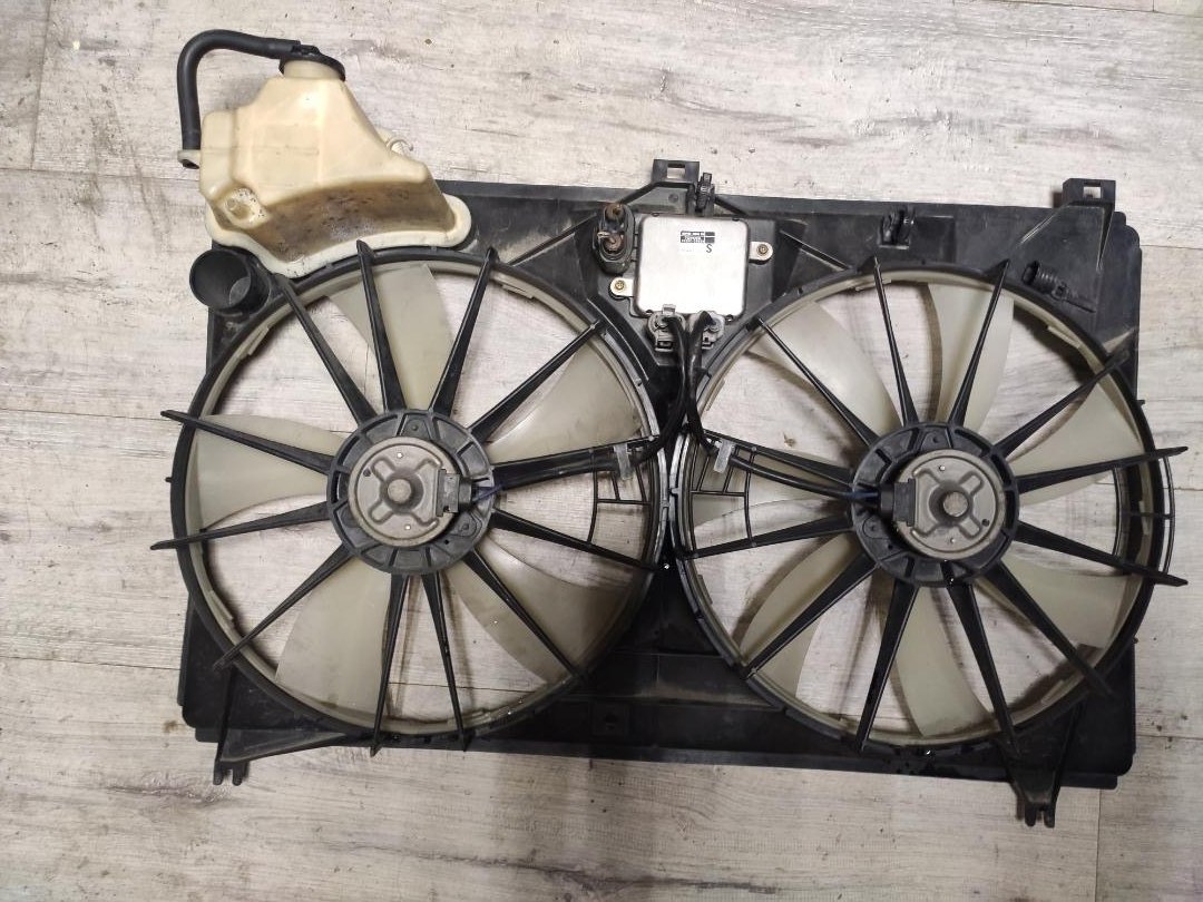 Вентилятор радиатора Toyota Crown GRS181 2GRFFSE (б/у)