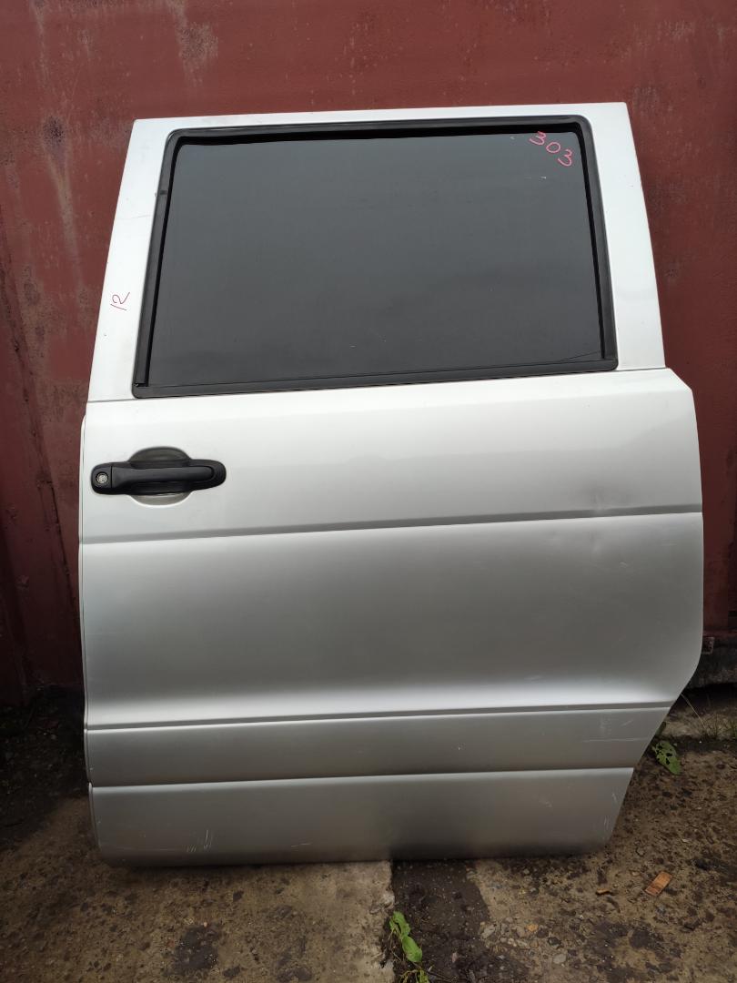 Дверь боковая Toyota Noah KR41 (б/у)