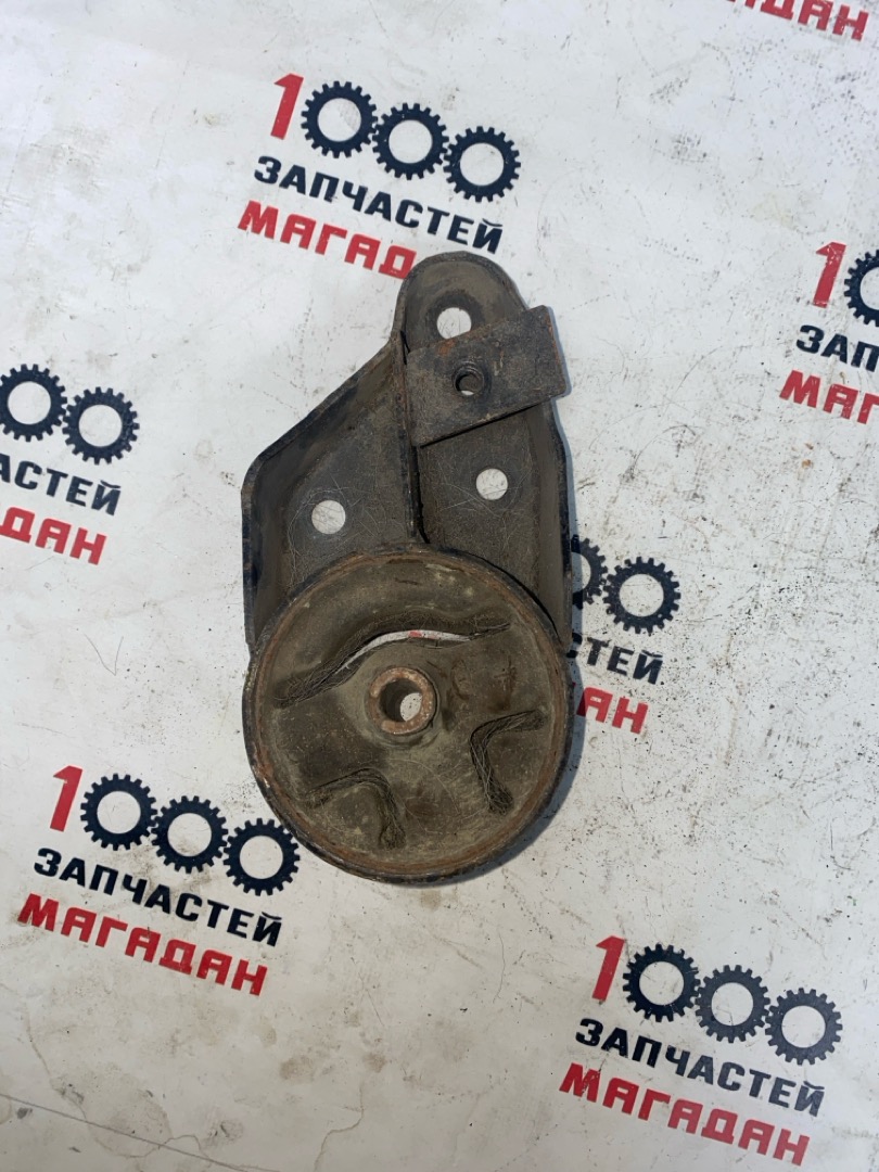 Подушка кпп Nissan SR20DE (б/у)