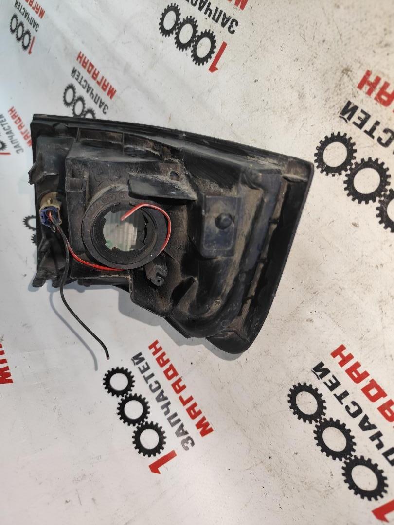 Габарит передний левый MPV LW3W