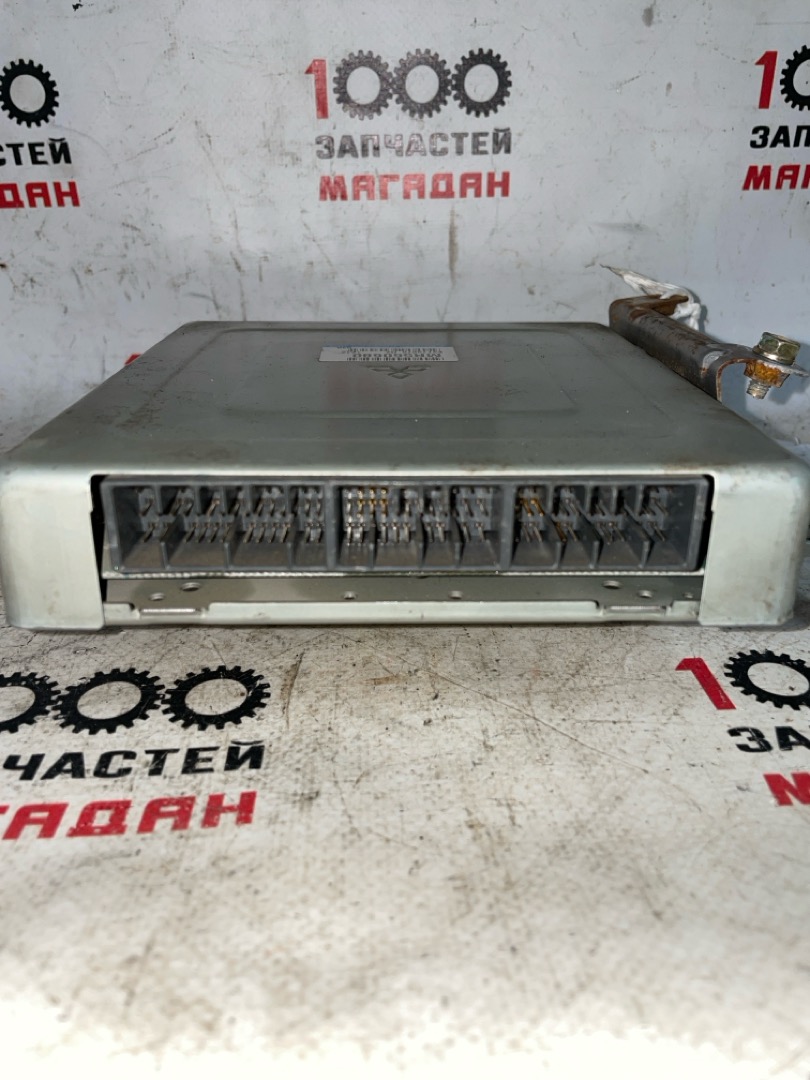 Компьютер двигателя MITSUBISHI DIAMANTE F36A 6G72