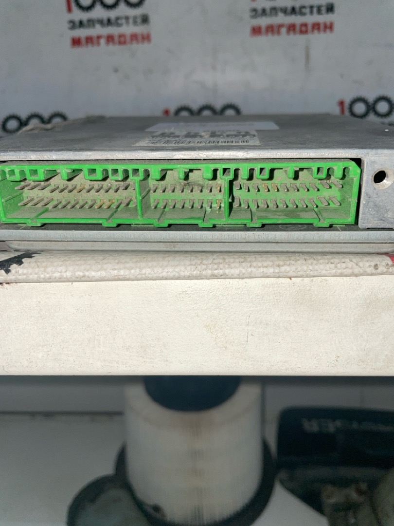 Блок управления ДВС передний MAZDA Demio DW B5E