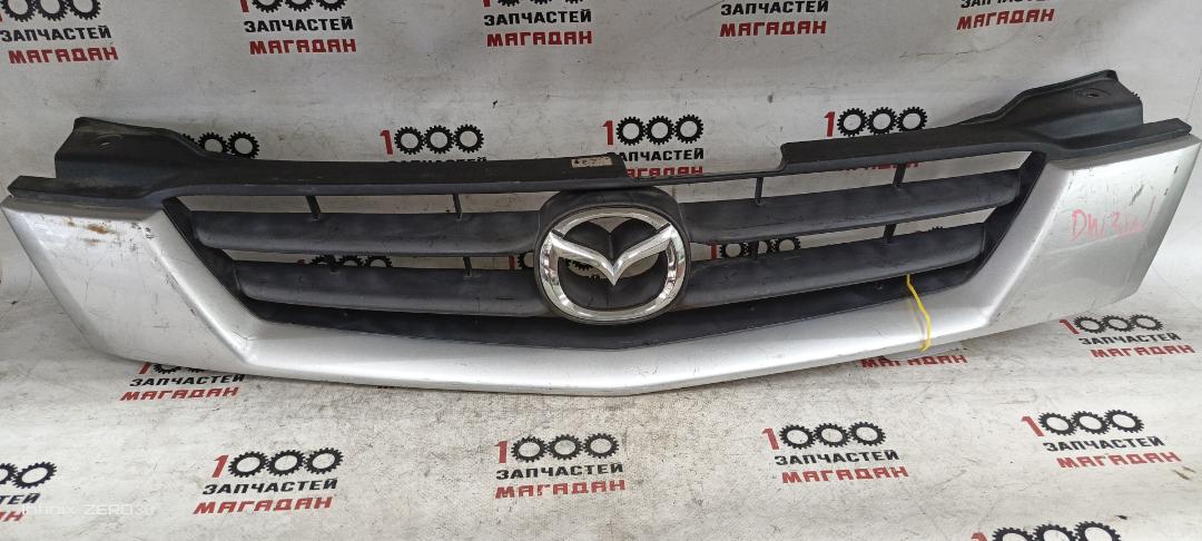 Решетка радиатора MAZDA DEMIO DW3W D267 50 712 контрактная