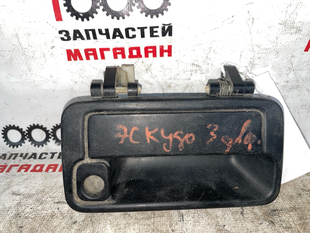 Ручка передняя правая SUZUKI ESCUDO AT01W G16A 8281056B000DG контрактная