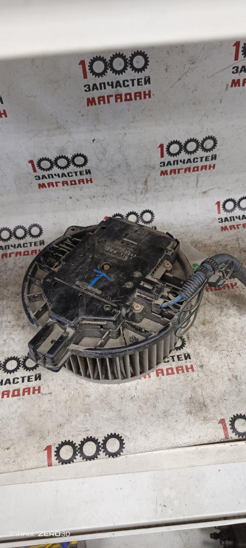 Мотор печки передний TOYOTA CROWN GS171 1GFE 8710330410 контрактная