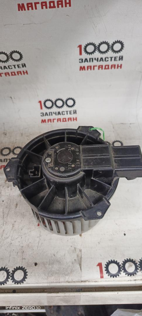 Мотор печки передний SUZUKI WAGON R MH21S 2727000092 контрактная