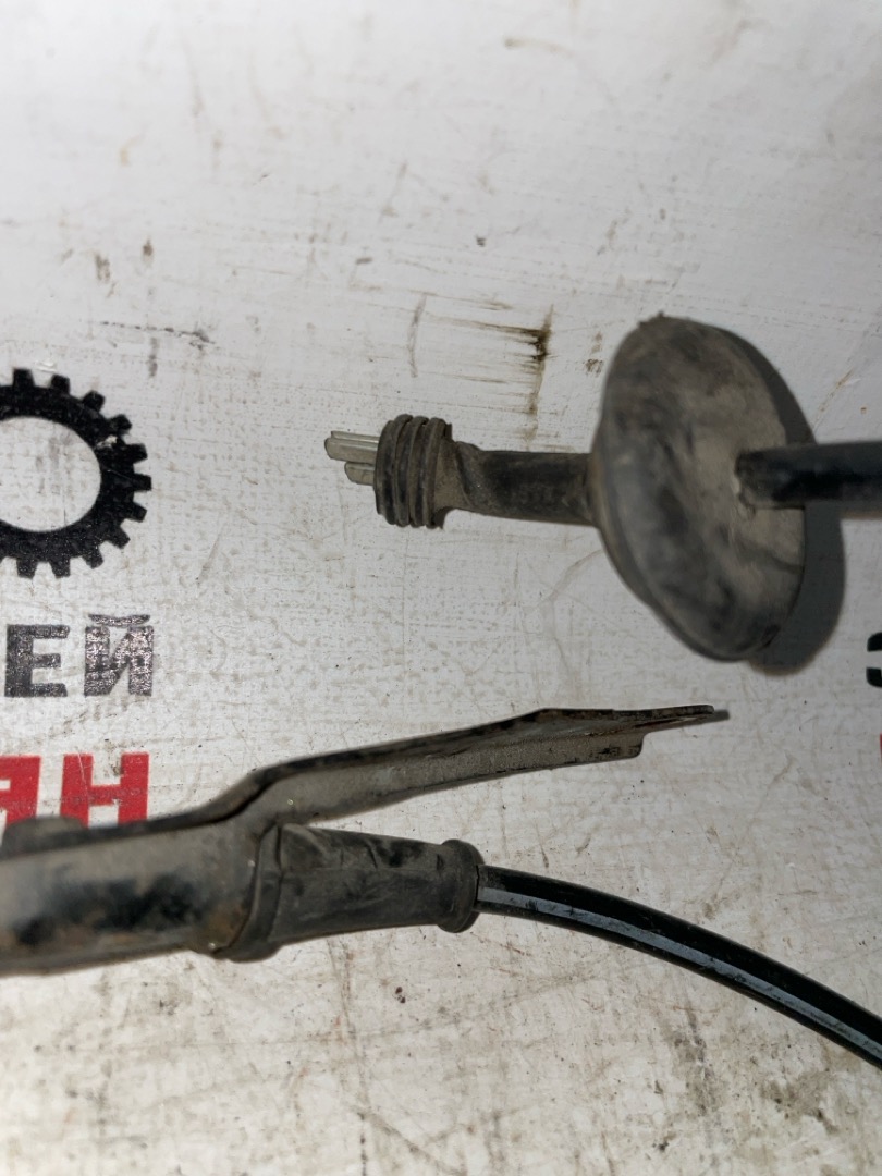 Датчик abs передний правый CR-V RD1 B20B Датчик abs передний правый CR-V RD1 B20B