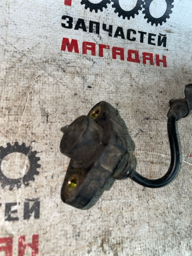 Датчик abs передний правый HONDA CR-V RD1 B20B Датчик abs передний правый HONDA CR-V RD1 B20B