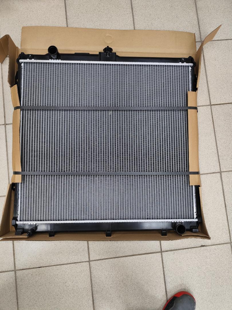 Запчасть радиатор двс TOYOTA TUNDRA 2007-2022 UCK60 1URFE новая Радиатор ДВС TOYOTA TUNDRA 2007-2022 UCK60 1URFE новая
