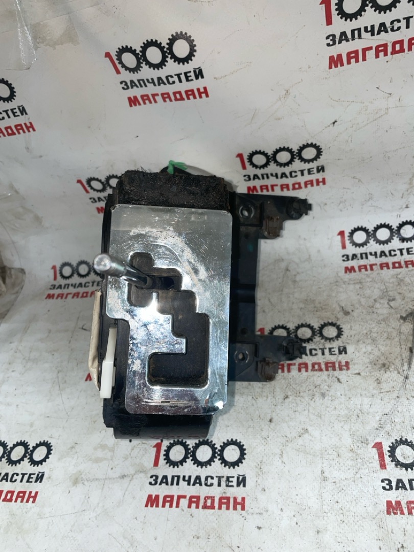 Селектор акпп передний TOYOTA CROWN MAJESTA  2GRFSE 3356030050 Б/У