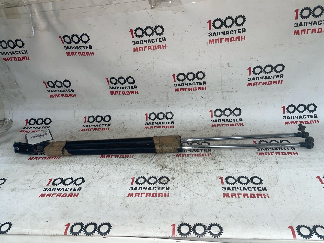 Запчасть амортизатор 5й двери задний SUBARU FORESTER SF5 EJ201 60315FC220 контрактная Амортизатор 5й двери задний SUBARU FORESTER SF5 EJ201 60315FC220 контрактная