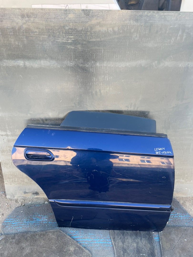 Запчасть дверь задняя правая SUBARU LEGACY 1998-2003 BE5 EJ201 60400AE240 контрактная Дверь задняя правая SUBARU LEGACY 1998-2003 BE5 EJ201 60400AE240 контрактная