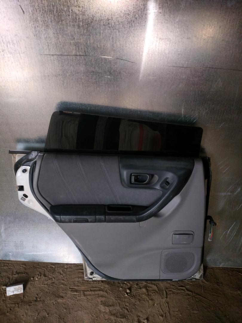 Дверь задняя левая FORESTER 1997-2002 SF5 EJ20