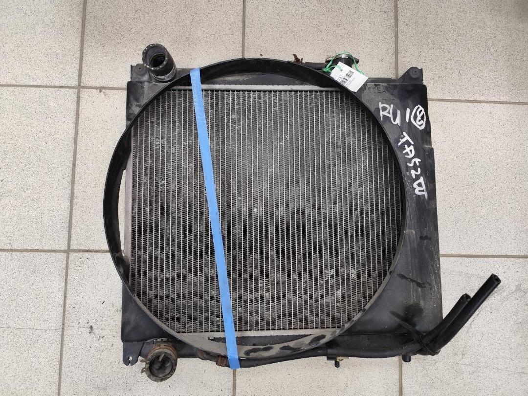 Запчасть радиатор двс передний SUZUKI ESKUDO TA52W J20A контрактная Радиатор ДВС передний SUZUKI ESKUDO TA52W J20A контрактная