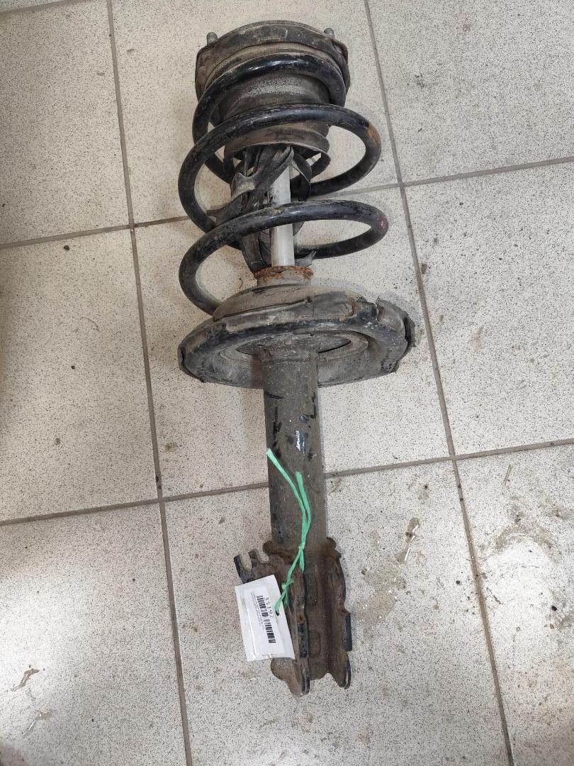 Стойка подвески передняя левая TOYOTA WINDOM VCV10 контрактная