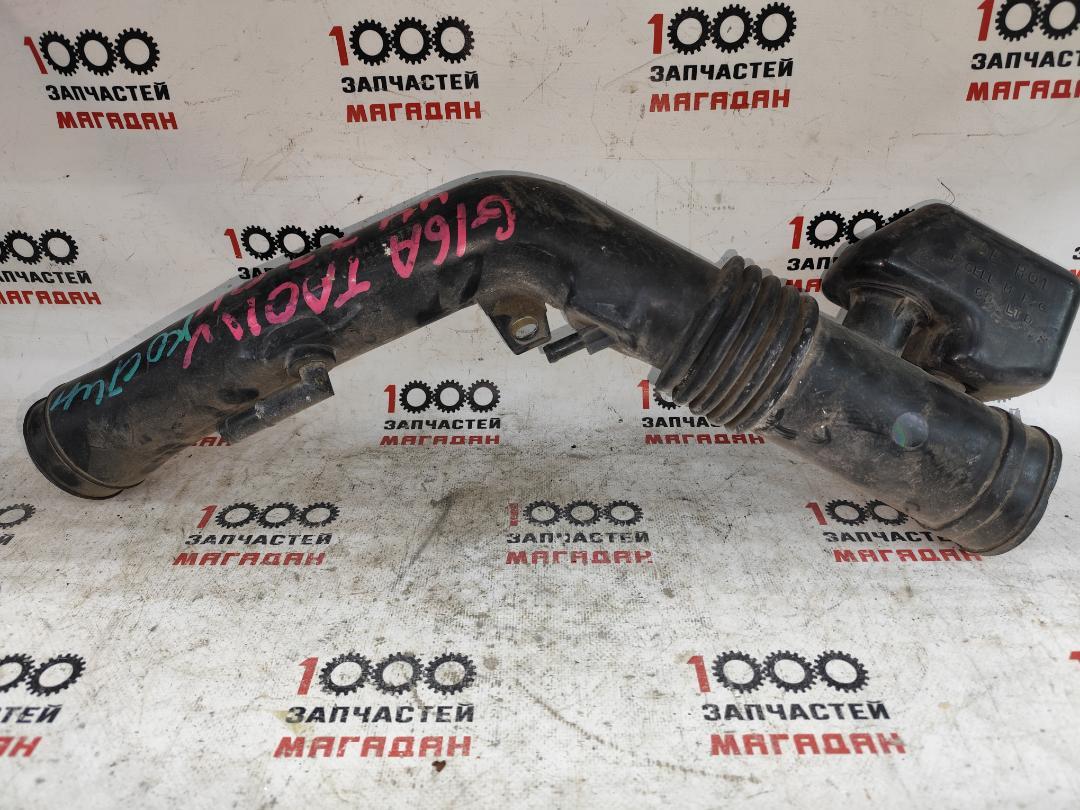 Запчасть патрубок воздушного фильтра SUZUKI ESCUDO 1988-1997 TA01W G16A 1383058B40 контрактная Патрубок воздушного фильтра SUZUKI ESCUDO 1988-1997 TA01W G16A 1383058B40 контрактная