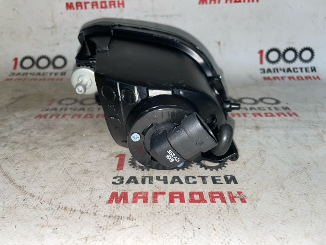 Фара противотуманная передняя левая RAV4 ACA20 1AZFE Фара противотуманная передняя левая RAV4 ACA20 1AZFE