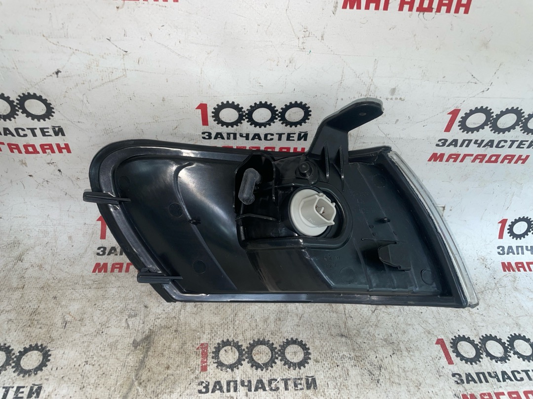 Габарит передний левый COROLLA AE100 2C Габарит передний левый COROLLA AE100 2C