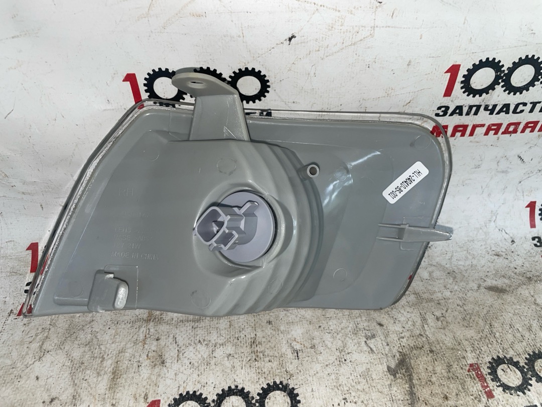 Габарит передний правый COROLLA AE110 2C