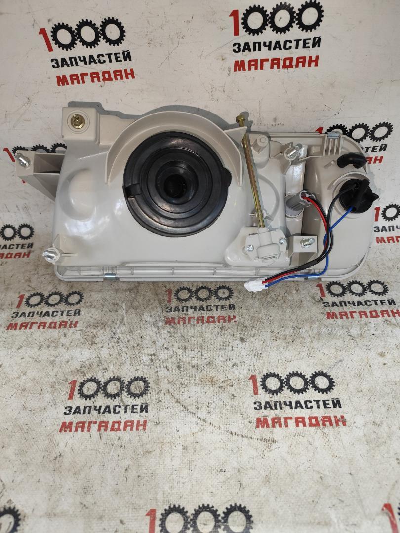 Фара передняя правая ESCUDO 1988-1997 TA01W G16A