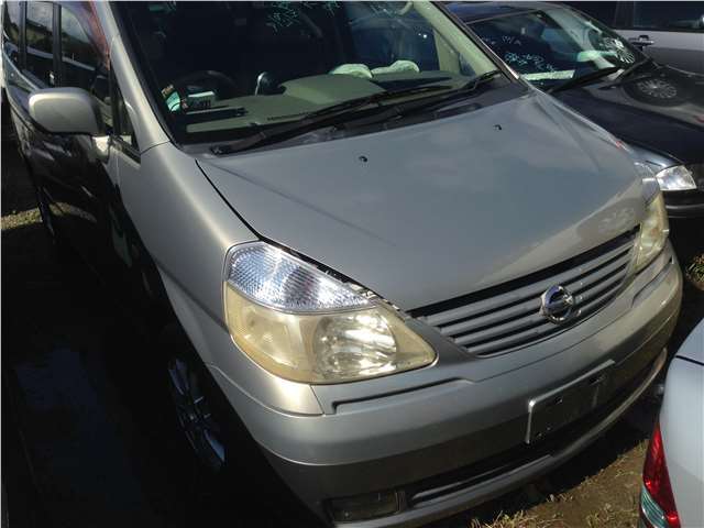 Автомобиль Nissan SERENA TNC24 QR20 2003 года в разбор