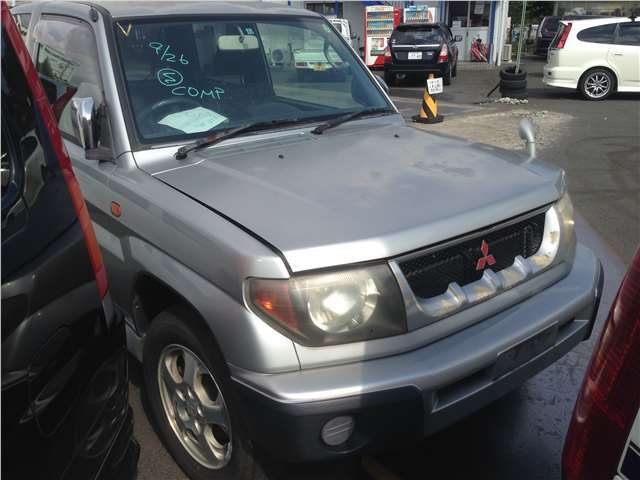 Автомобиль Mitsubishi PAJERO H66W 4G93 1999 года в разбор