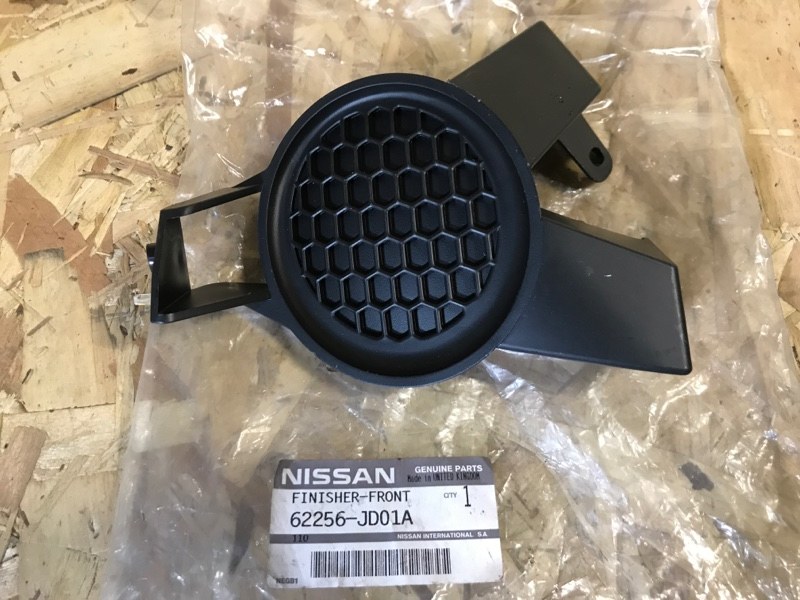 ЗАГЛУШКА ПТФ передняя NISSAN QASHQAI J10E 62256JD01A новая