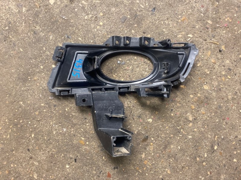 ОКАНТОВКА ПТФ MAZDA 3 2003 2004 2005 2006 2007 2008 BK 1.6