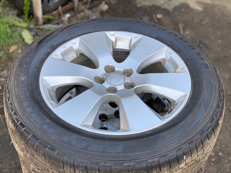 Колесо в сборе Subaru (б/у) Колесо в сборе Subaru (б/у)