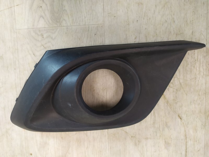 ОКАНТОВКА ПТФ передняя правая MAZDA MAZDA 3 2013 2013 2014 2015 2016 BM BHR150C11 Б/У