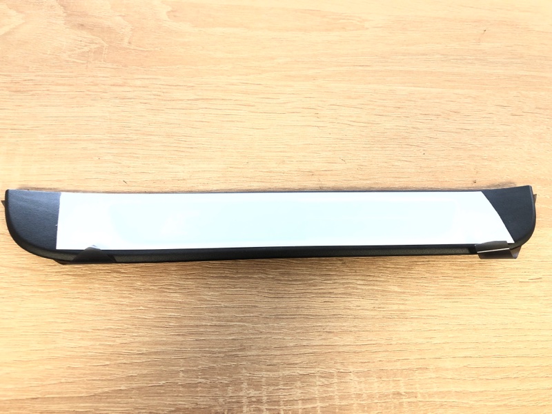 Накладка на порог AUDI A6 2011 2012 2013 2014 2015 2016 2017 2018 4G0853376B9B9 новая