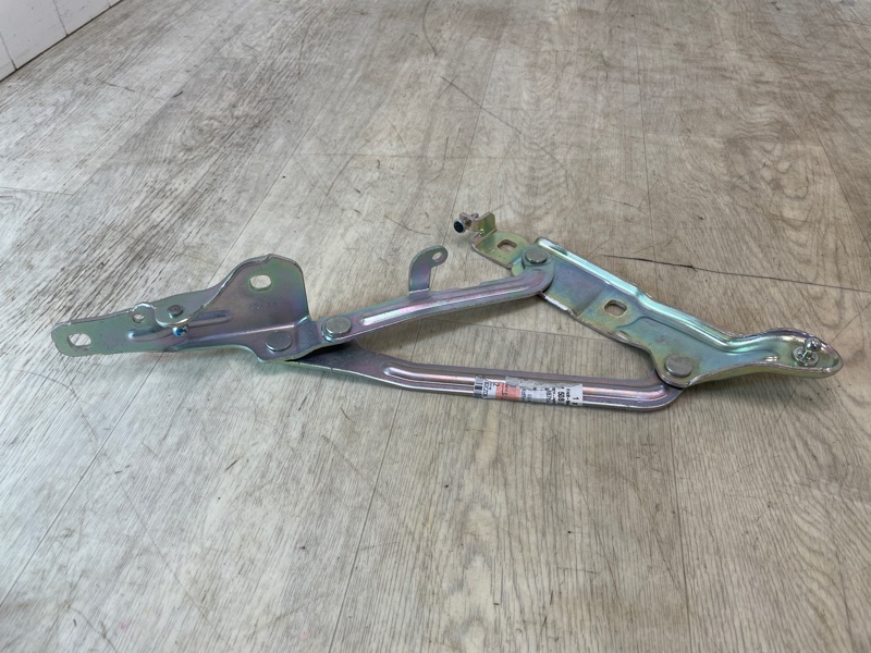 ПЕТЛЯ КРЫШКИ БАГАЖНИКА задняя левая FORD MONDEO 4